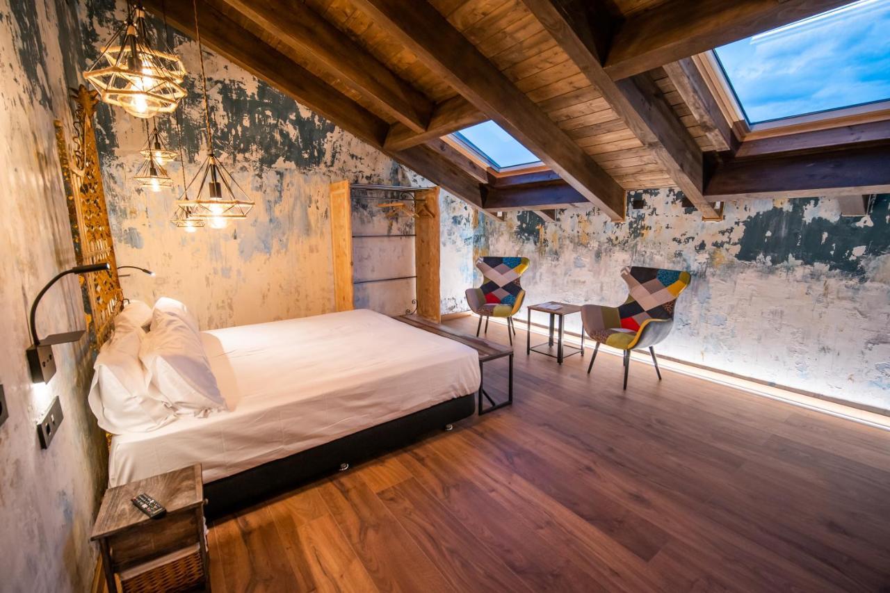 Hotel Somnifabrik Valderrobres Exterior photo